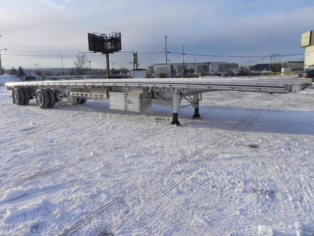 flatdeck trailers canada
